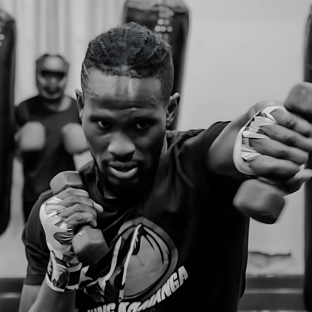 Famous personal trainer and professional boxer in Johannesburg South demonstrating boxing technique